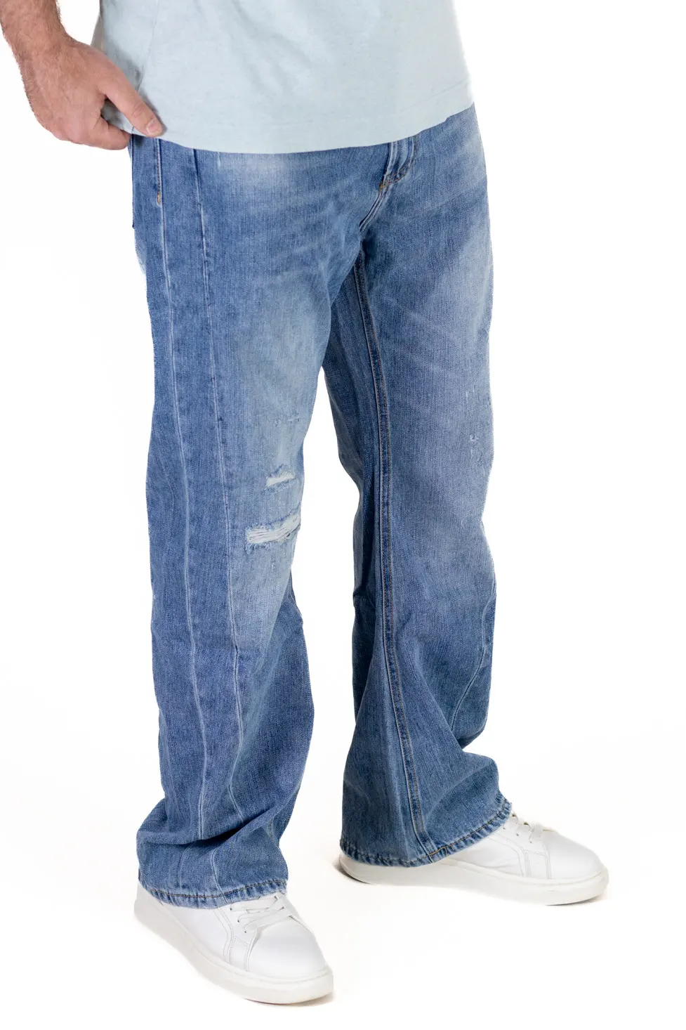 Blugi barbati straight-fit cu detalii ripped [2]