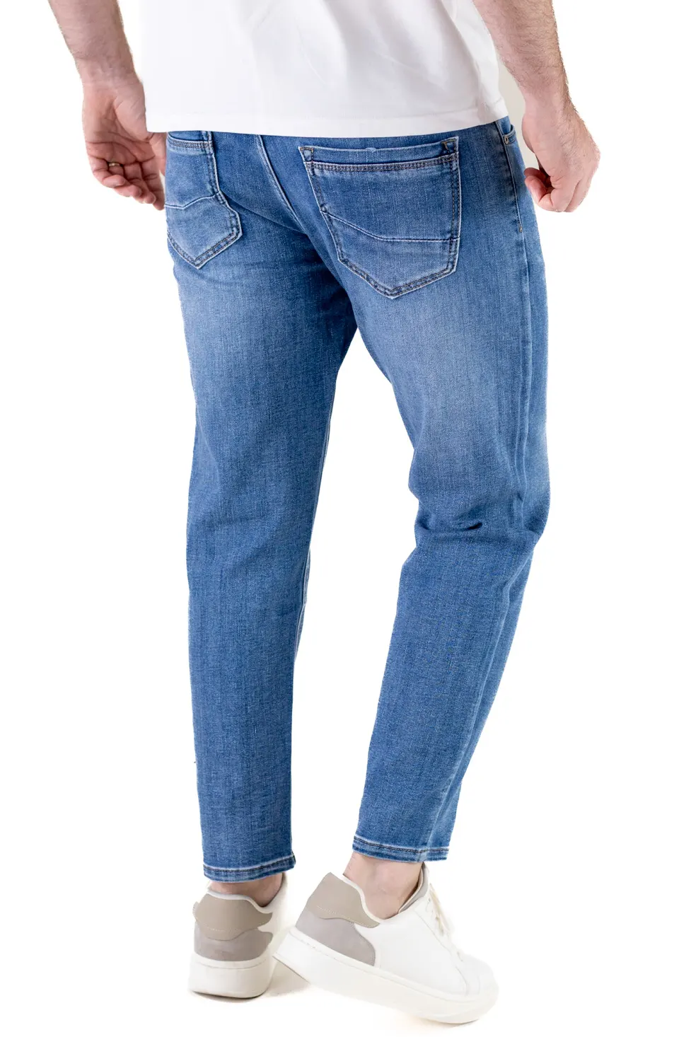 Blugi barbati Capri Fit – albastru denim modern [4]