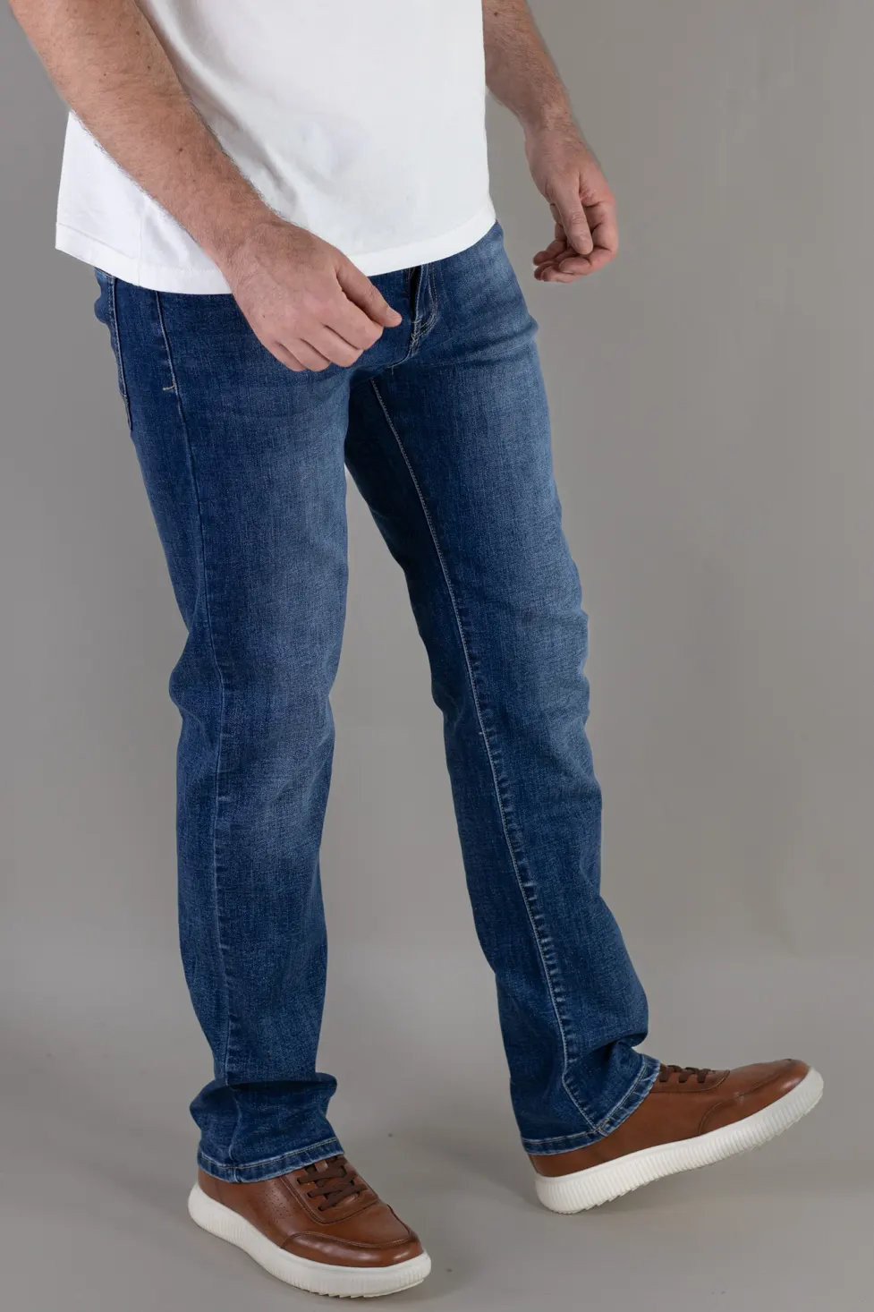 Blugi barbati albastru închis regular fit [5]