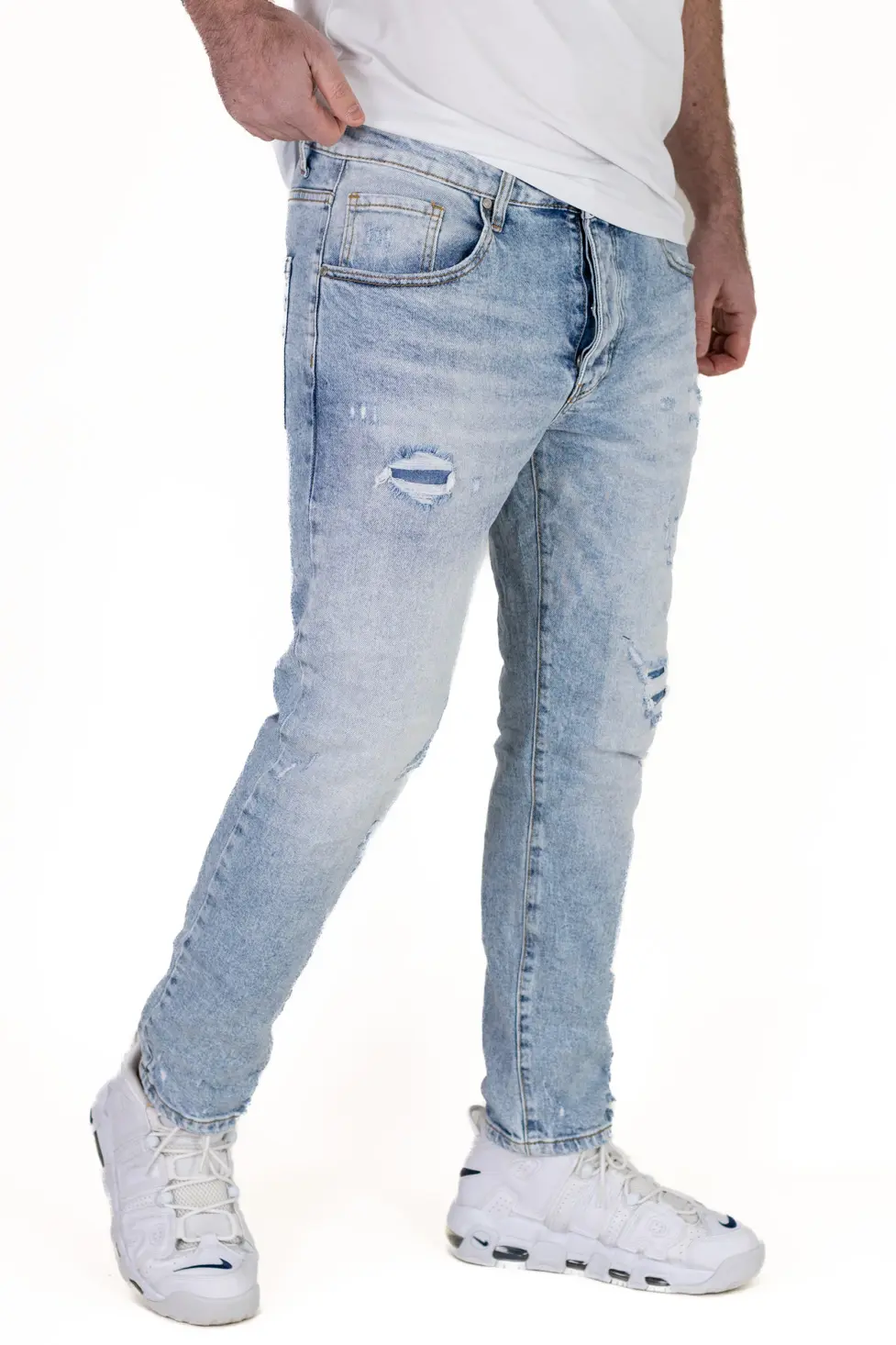 Blugi barbati slim fit deschisi cu rupturi [5]