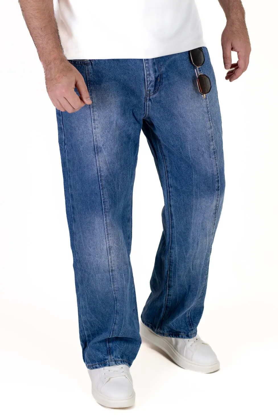 Blugi barbati straight-fit cu cusatura frontala prominentă [8]