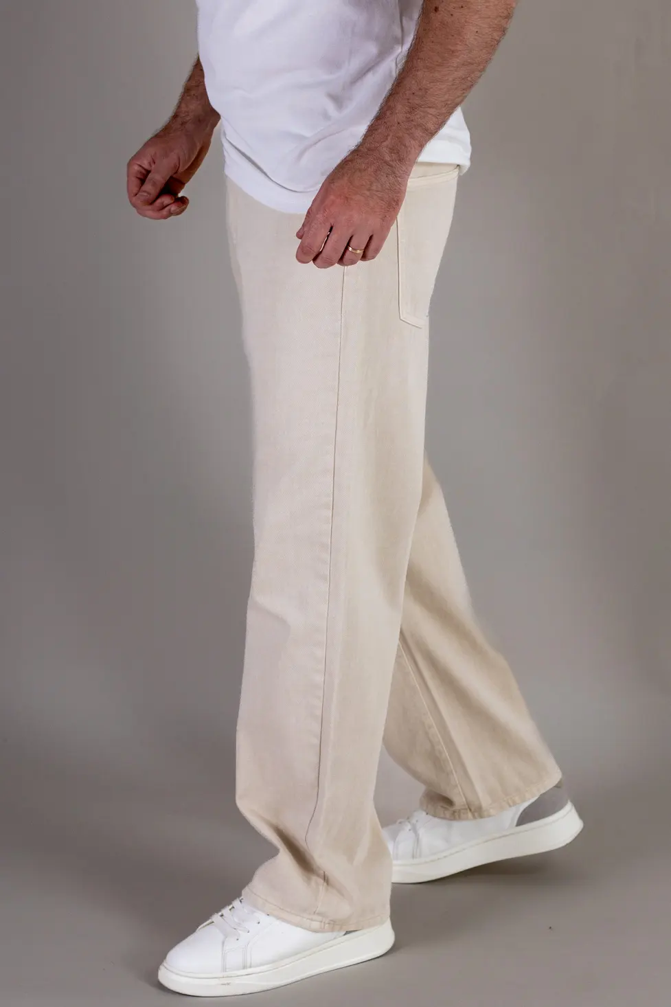 Blugi barbati straight-fit crem [3]