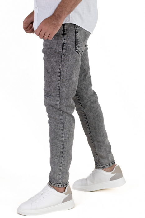 Blugi skinny fit gri cu mici zgarieturi [3]