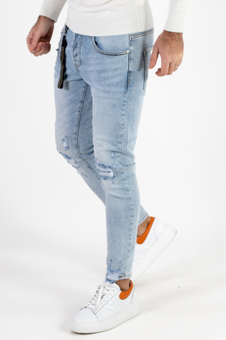 Blugi skinny fit  deschisi cu rupturi [4]