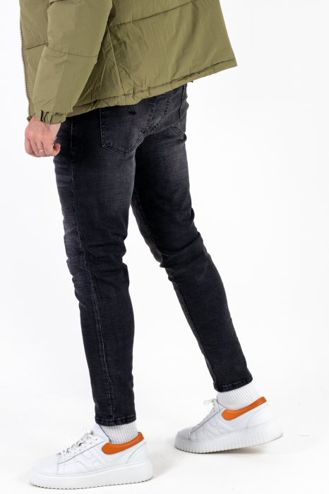 Blugi slim fit negri deschisi cu efect prespalat [4]