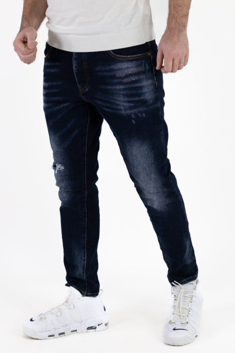 Blugi slim fit indigo cu rupturi negre [3]