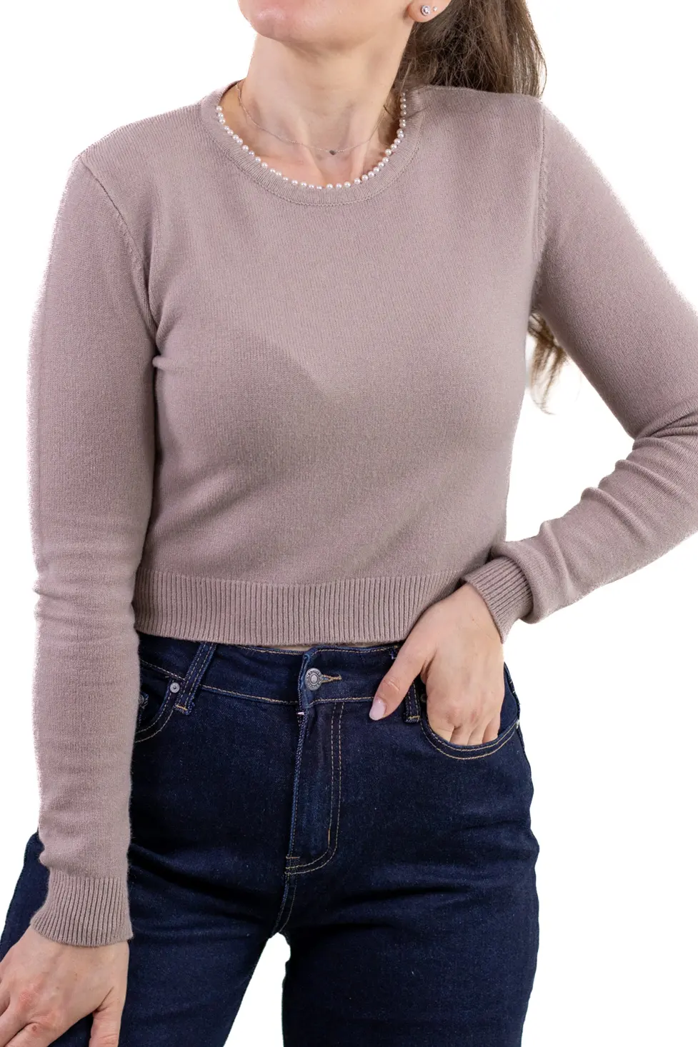 Bluză din tricot cu perle la guler – eleganță, stil și confort feminin [6]
