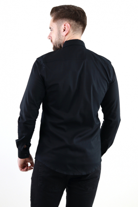 Camasa neagra slim fit cu accesoriu la guler [3]