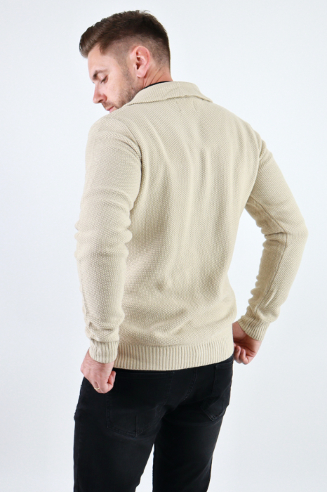 Cardigan bej din tricot barbati [4]