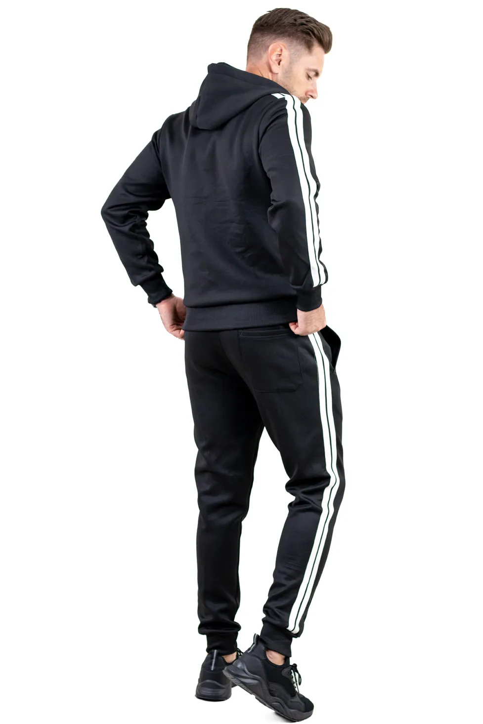 Compleu sport negru cu dungi laterale albe și glugă [9]