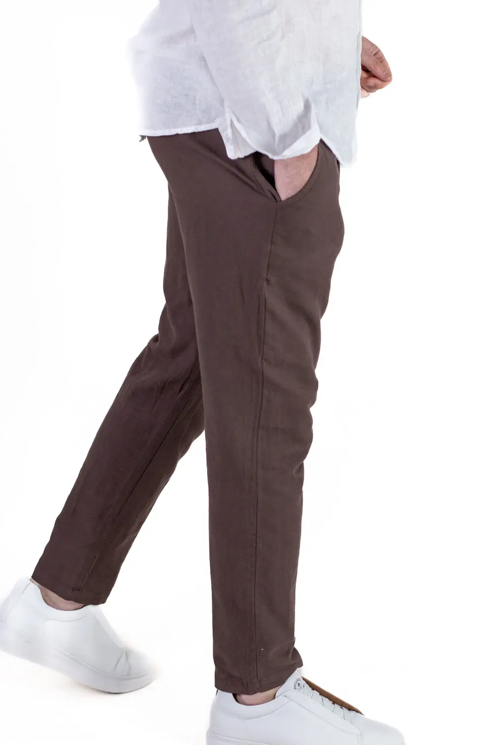 Pantaloni barbati de vară din in si bumbac maro [3]