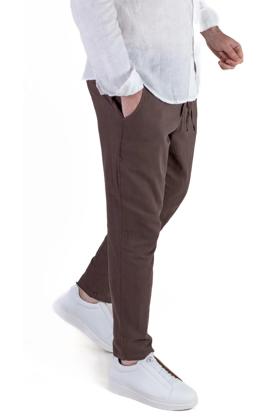 Pantaloni barbati de vară din in si bumbac maro [2]