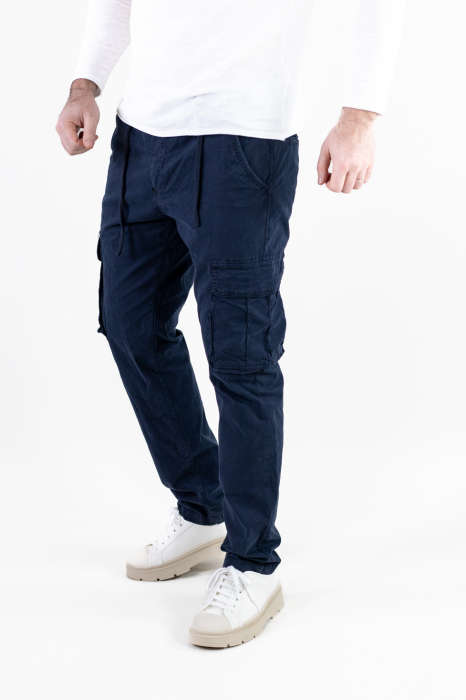 Pantaloni bleumarin cargo cu buzunare regular fit [3]