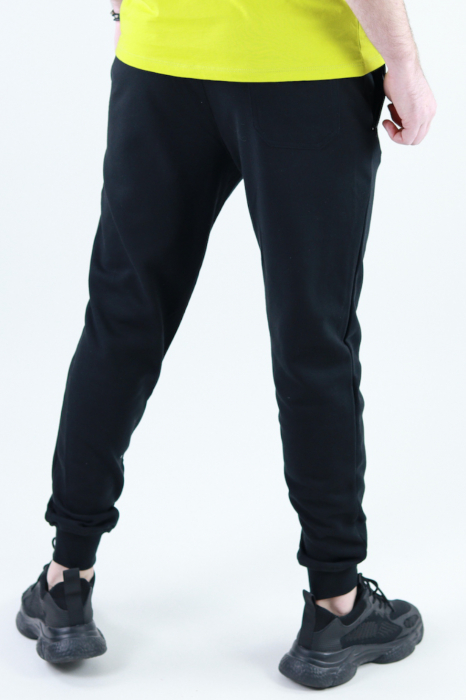 Pantaloni negri sport barbati [5]