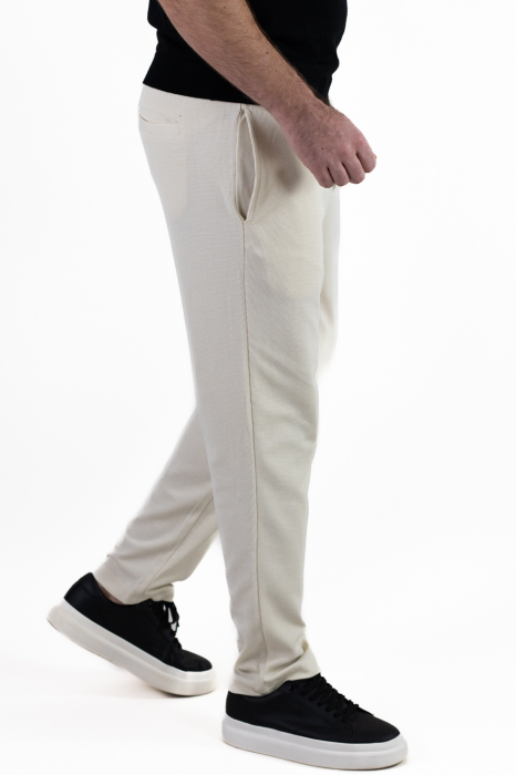 Pantaloni crem casual din tricot [3]