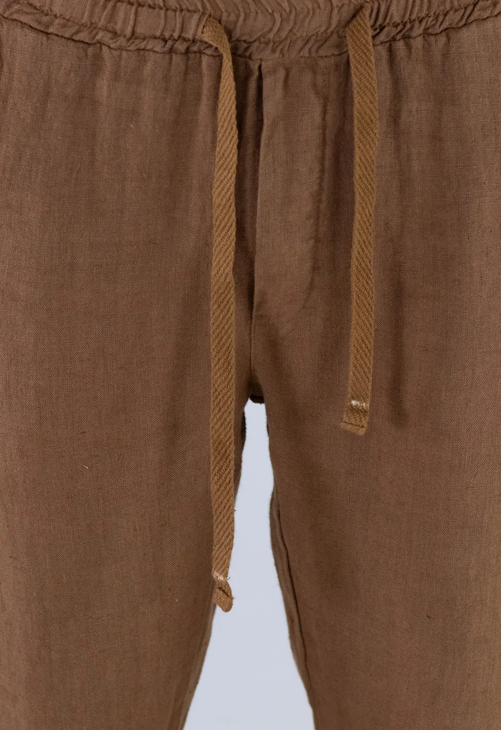 Pantaloni maro din in 100% regular fit – Made in Italy [5]