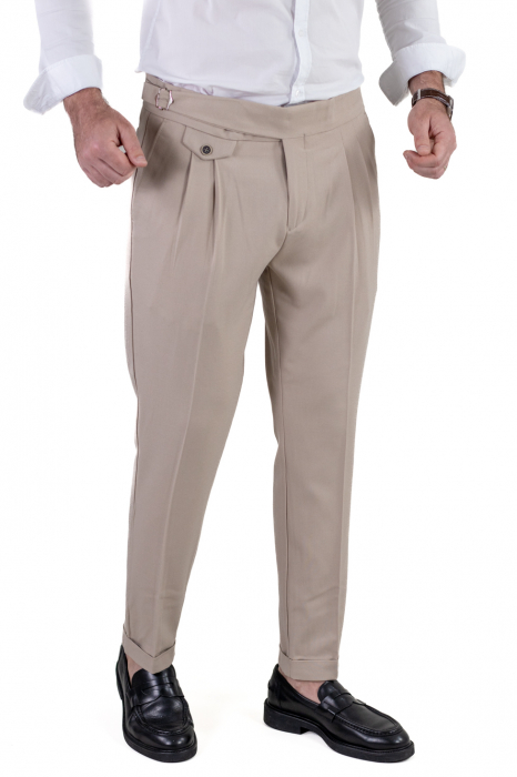 Pantaloni crem eleganti cu pense [6]