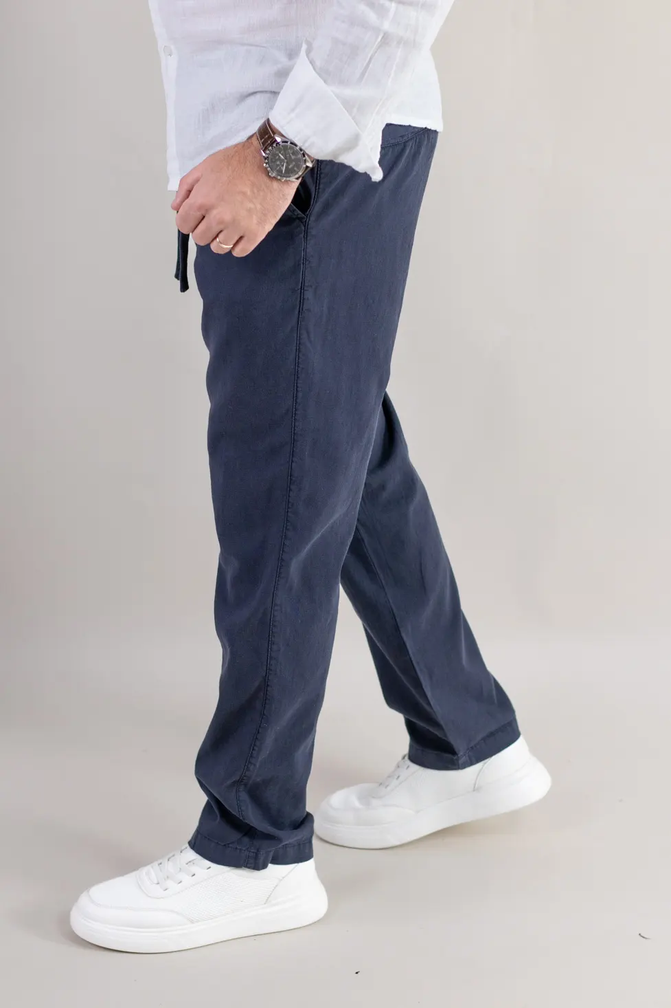 Pantaloni din in și bumbac regular fit – bleumarin [5]
