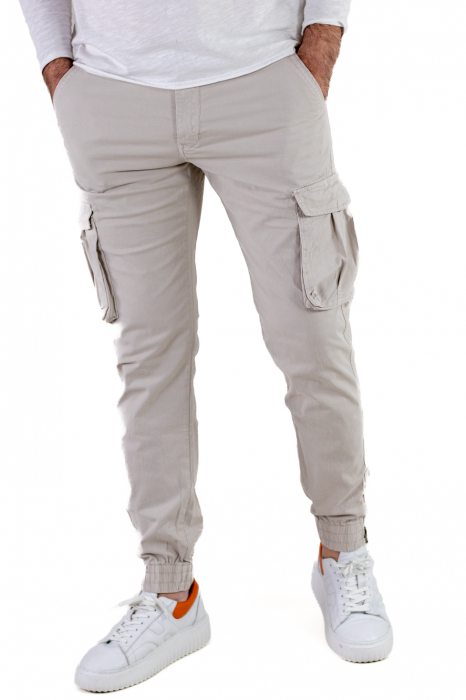 Pantaloni gri cu buzunare slim fit si fermoar la glezna [8]