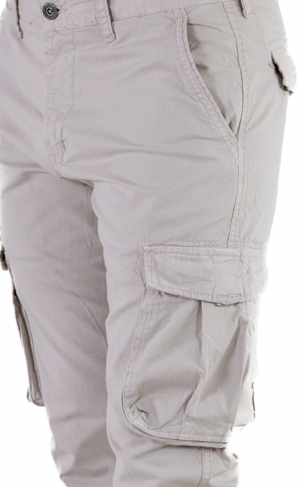 Pantaloni gri cu buzunare slim fit si fermoar la glezna [3]