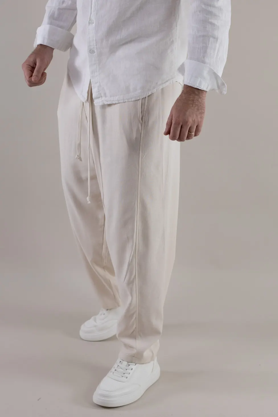 Pantaloni crem lejeri de vara din in și vâscoză pentru bărbați [5]