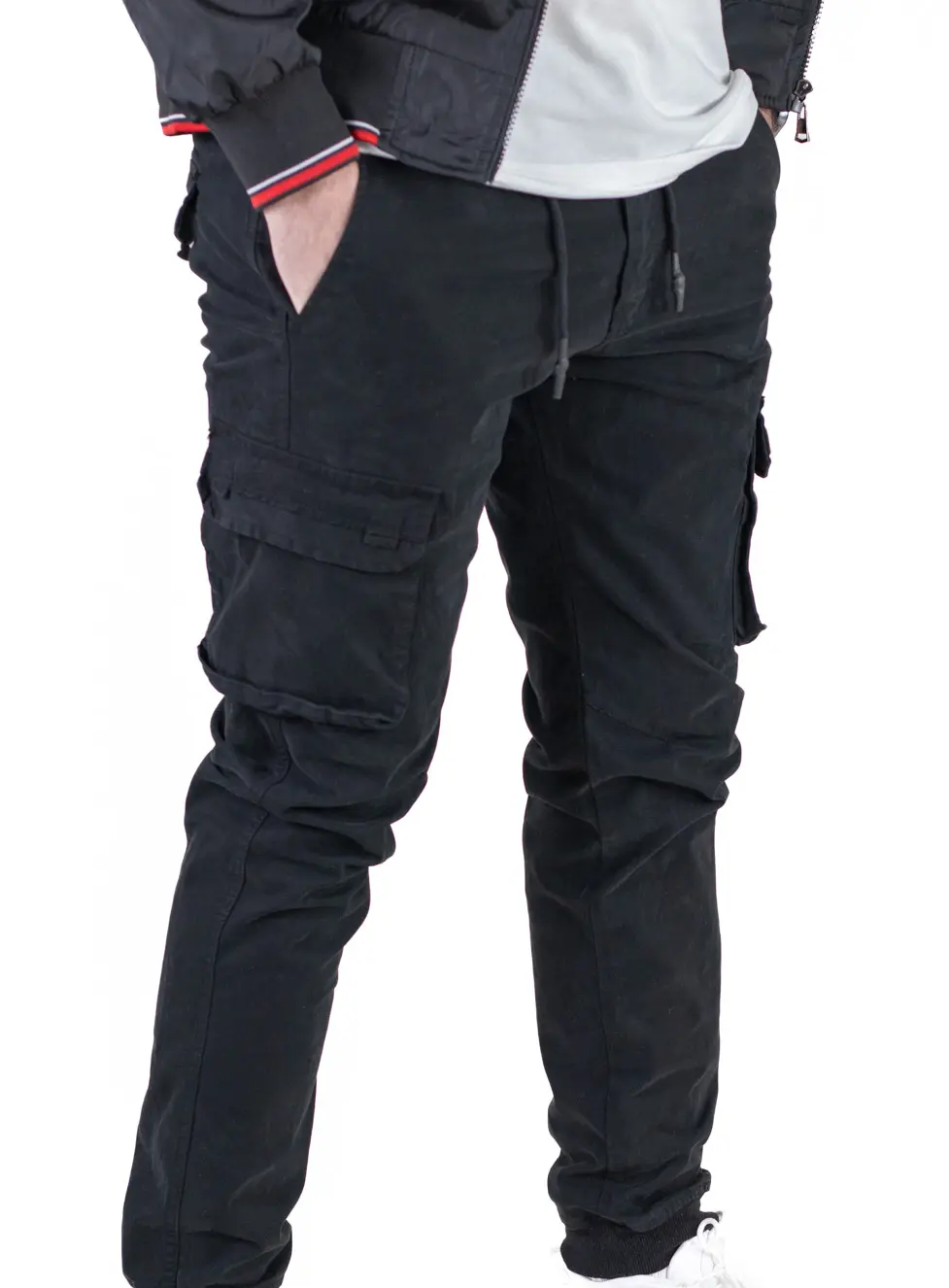 Pantaloni negri cargo cu buzunare slim fit [2]