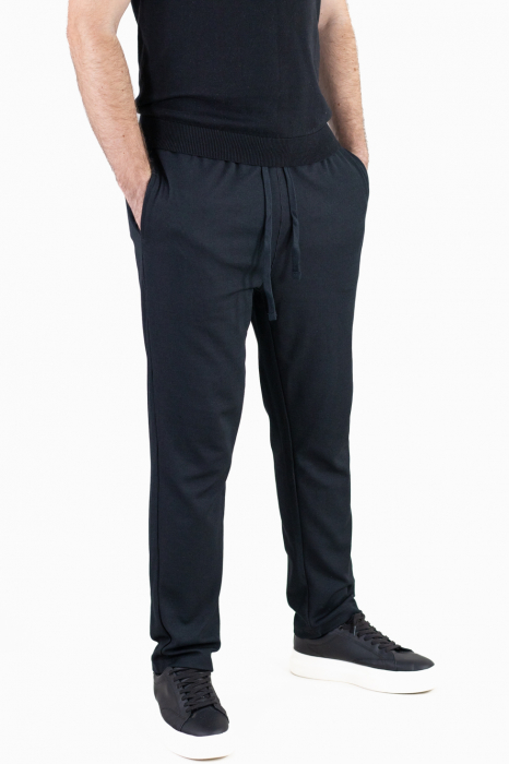 Pantaloni negri casual din tricot [2]