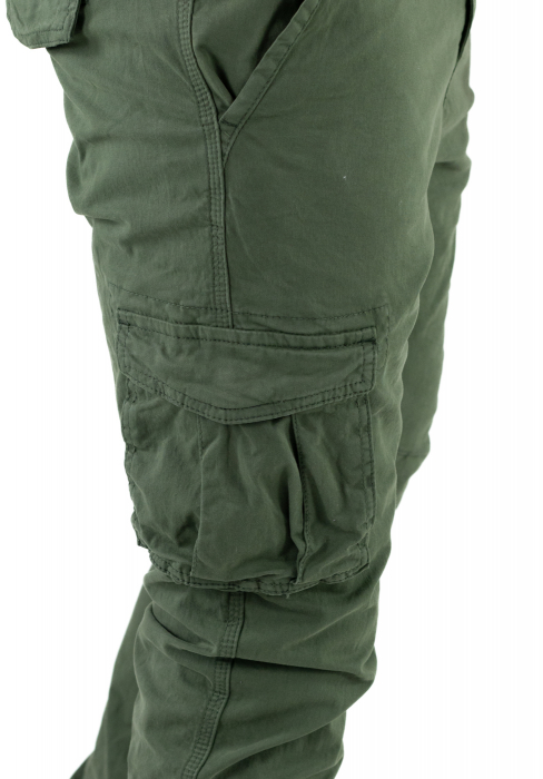 Pantaloni verzi cu buzunare cargo si fermoar la glezna [5]