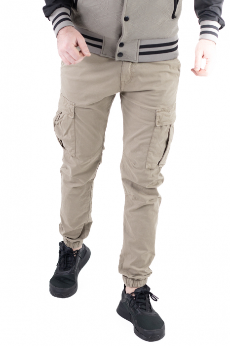 Pantaloni bej cu buzunare cargo [3]