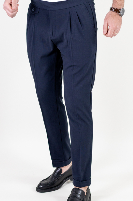 Pantaloni bleumarin eleganti cu pense [8]
