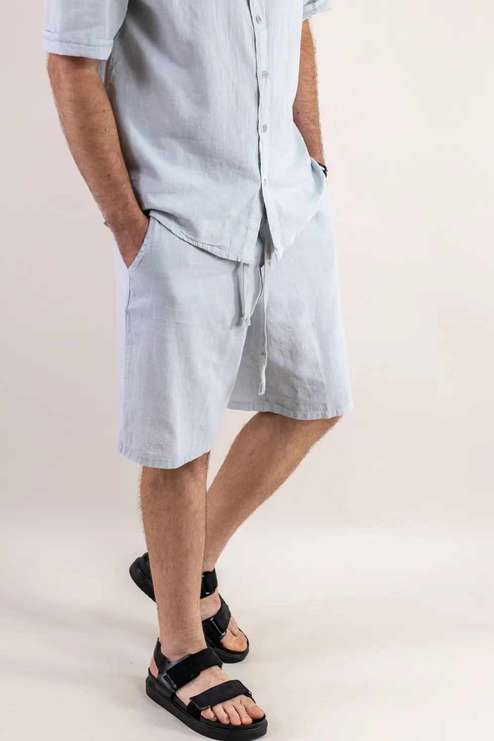 Pantaloni scurți 100% in gri [2]