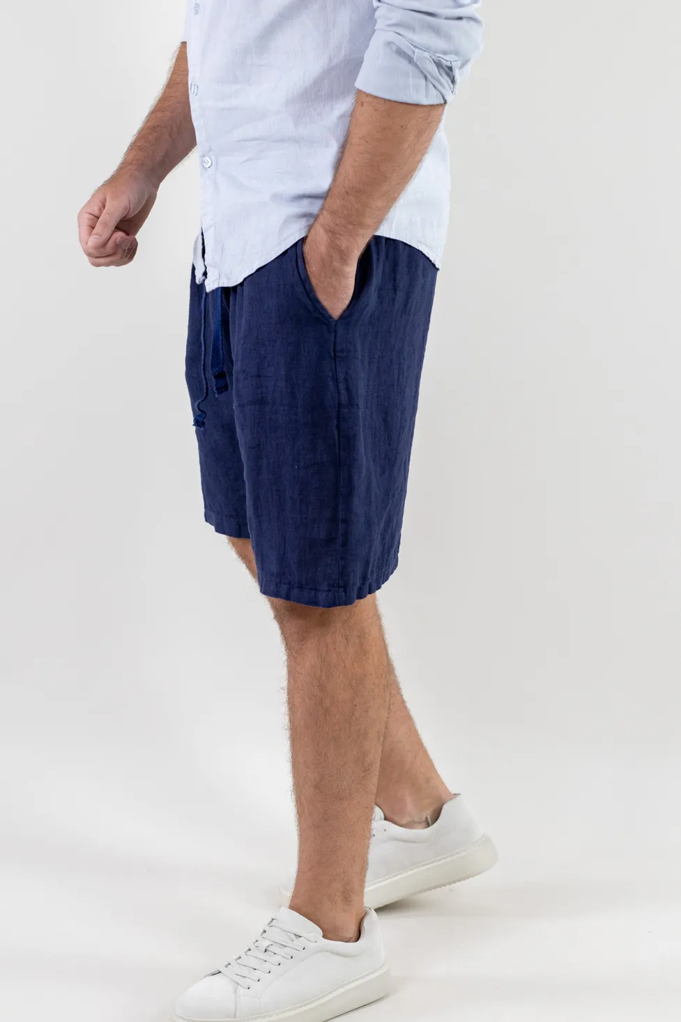 Pantaloni scurți bărbați in bleumarin [5]