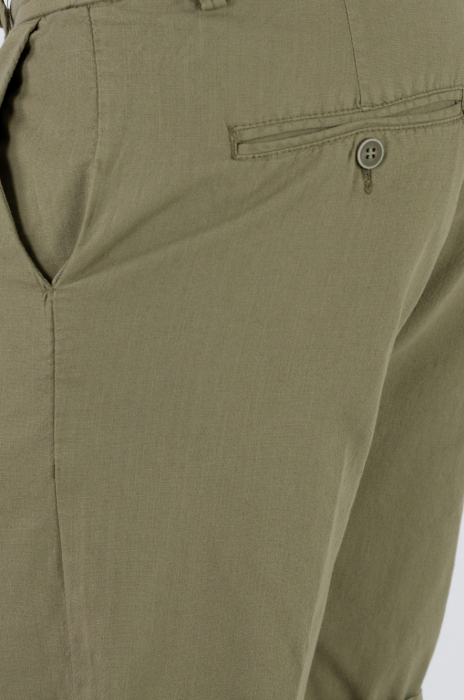 Pantaloni scurti verzi din bumbac cu textura de in [7]