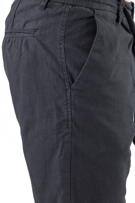 Pantaloni scurti din in negri [5]