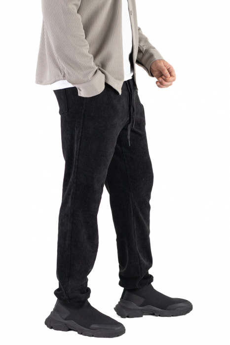 Pantaloni negri din material reiat cu ajustare elastică la gleznă [3]