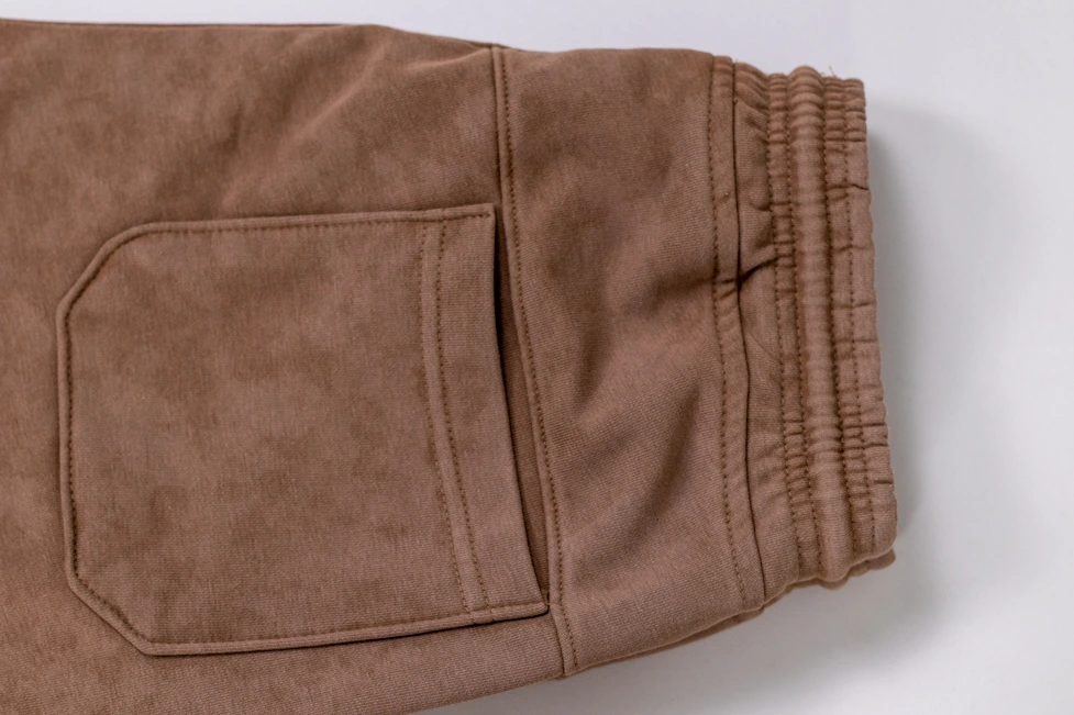 Pantaloni scurți sport-casual, bărbați – culoare maro, cu șiret și buzunare [7]