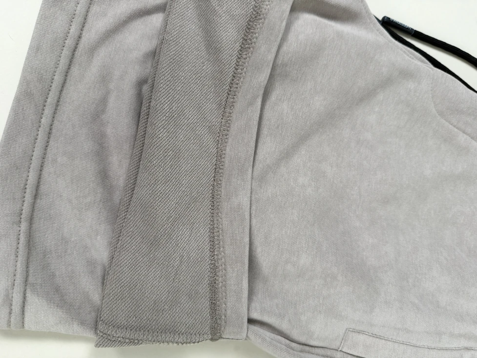 Pantaloni scurți bermude bărbați – casual, sport, gri, cu buzunare cu fermoar [6]