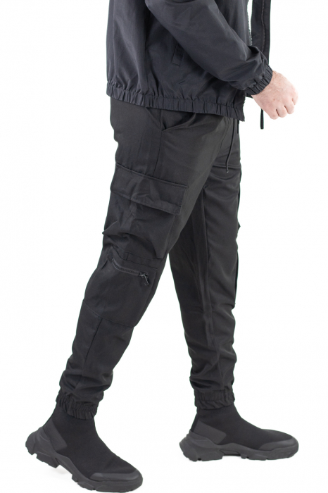 Pantaloni negri cu buzunare cargo [7]