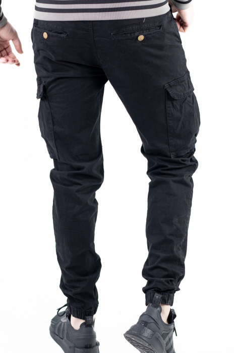 Pantaloni negri cu buzunare cargo [3]