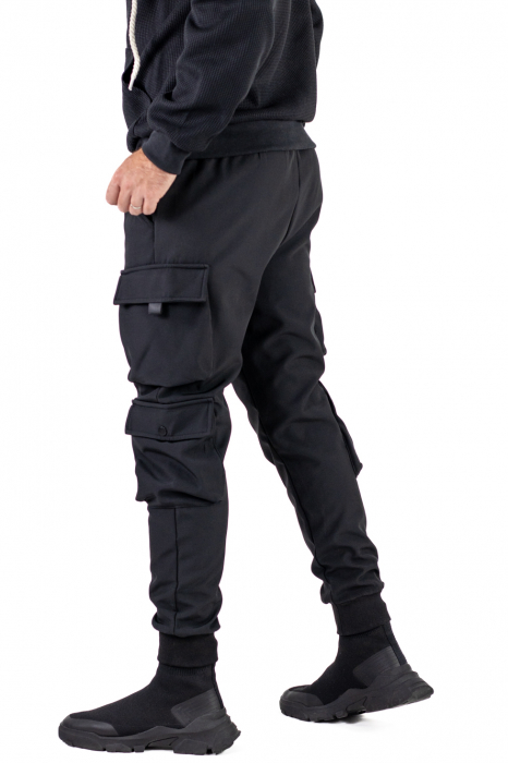 Pantaloni negri cargo vatuiti barbati [6]