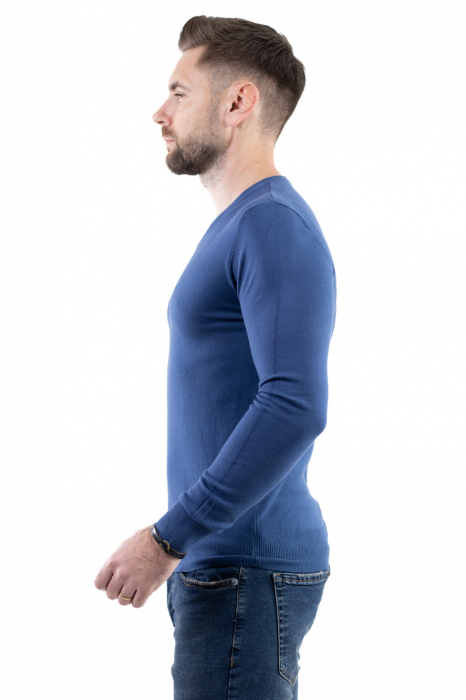 Pulover barbati cu guler in V albastru denim [3]