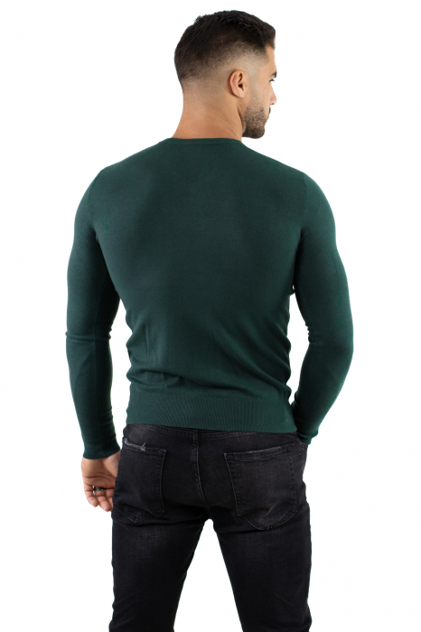 Pulover barbati cu guler in V verde [4]