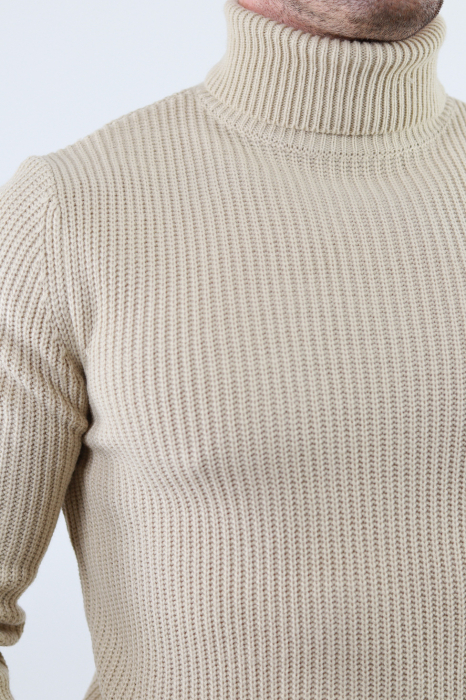 Pulover bej gros din tricot cu guler inalt barbati [6]