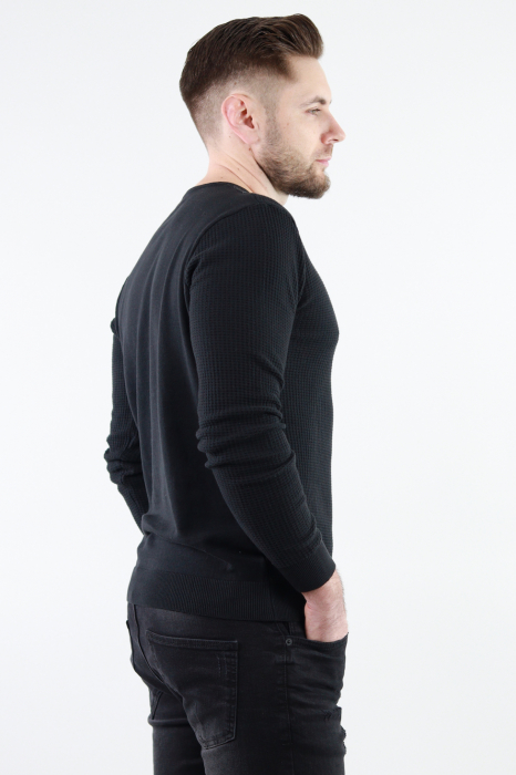 Pulover negru structurat barbati [4]