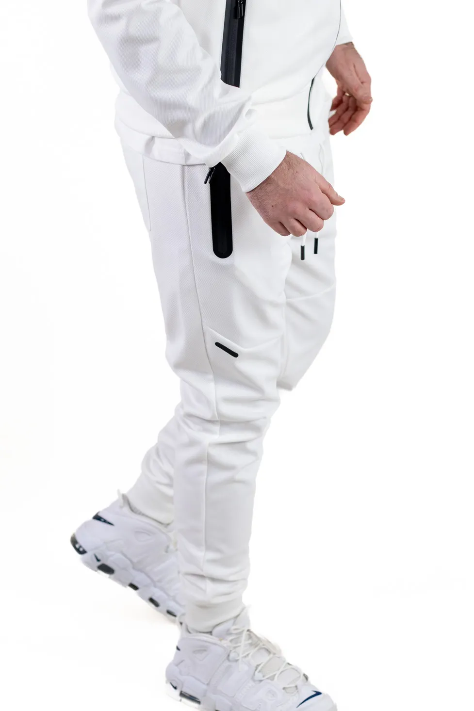 Trening alb confort cu detalii negre [12]