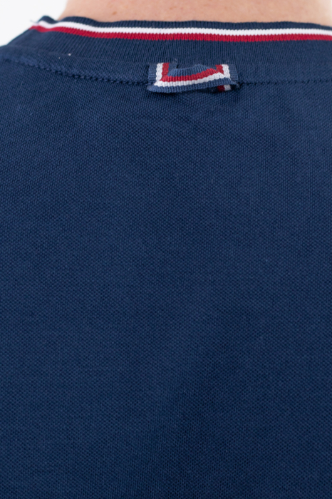 Tricou barbati bleumarin cu detalii la guler si maneci [9]