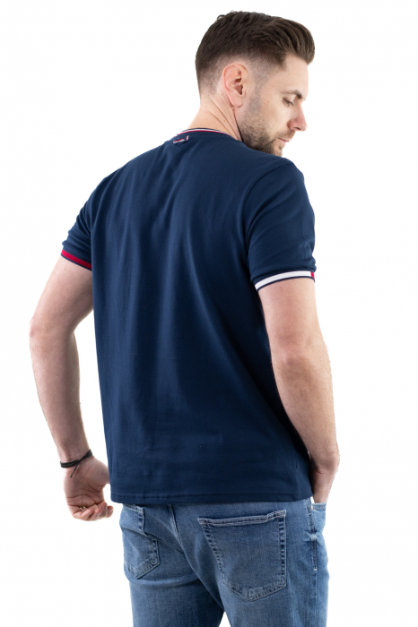 Tricou barbati bleumarin cu detalii la guler si maneci [6]