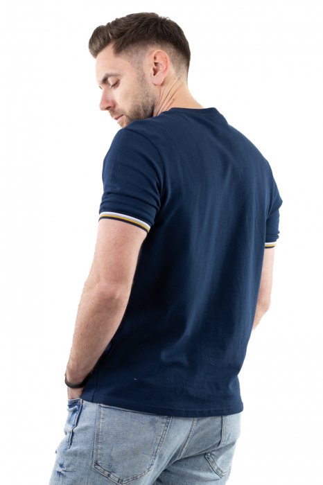 Tricou barbati bleumarin cu detalii la maneci [7]