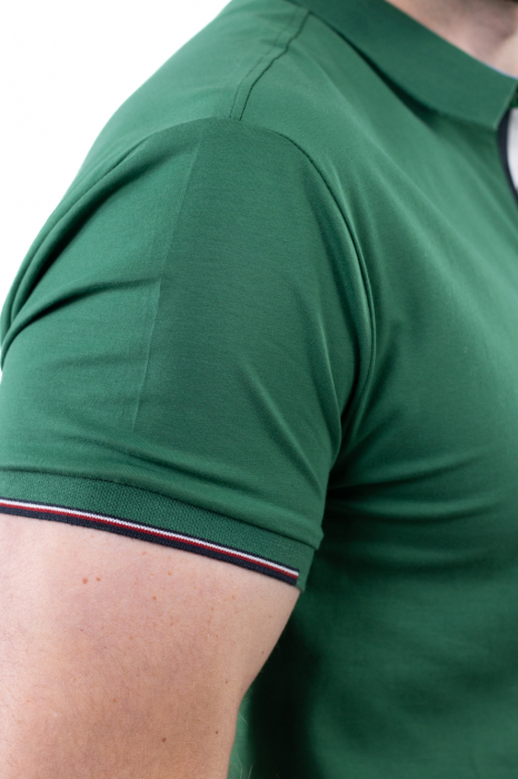 Tricou barbati verde cu guler scurt [7]