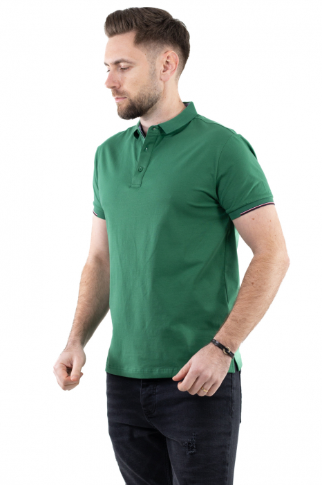 Tricou barbati verde cu guler scurt [2]